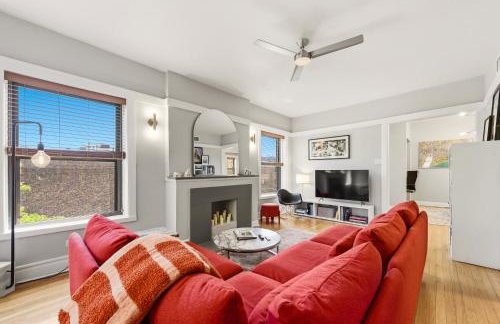 Steps to the Lakefront! This Uptown Beauty is Everything You Need for a Perfect Chicago Getaway condo - Foto 18