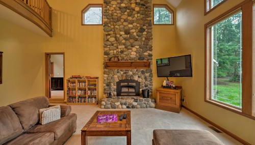 Home on Skykomish River with Fire Pit and Hot Tub - Foto 4