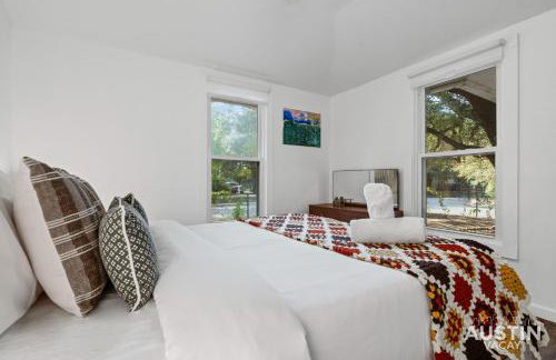 Walk to E. Austin Hotspots 2BR 1BA w Parking Dog-Friendly By Austin Vacay - Foto 30