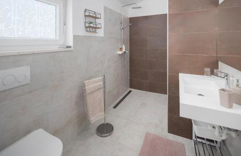 Amazing Home In Jural - Foto 32