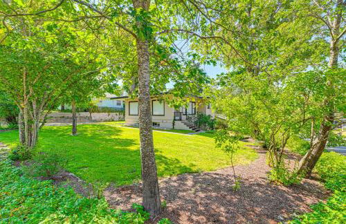 Grants Pass Getaway with Expansive Deck! - Foto 31