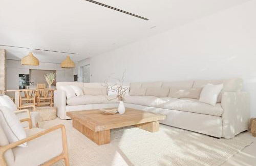 Exclusive Luxury Villa with Stunning Sea Views - Foto 5