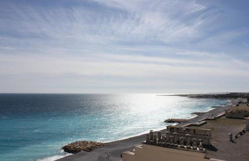 Appartement 3 pièces Nice Promenade des anglais dernier étage vue mer solarium - Foto 4