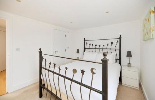 Light by Regents Canal - Foto 8