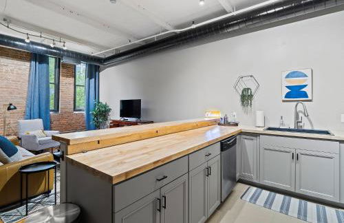 Lakefront Loft - Downtown - Shuffle Board Table - Foto 14
