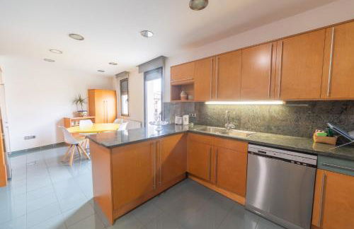 Mazi Apartments Colón - Photo 16