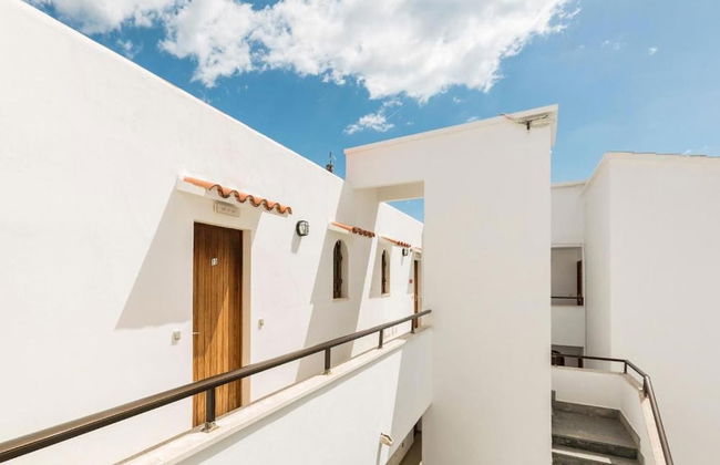 Bella Maria Apartments & Pool Club - Photo 18