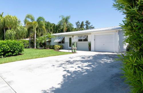 Enchanting Juno Beach Home! Sleeps 8! - Photo 18