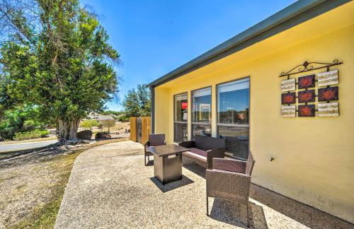 Kerrville Retreat on Hole 18 of Riverhill! - Foto 22