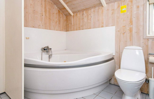 8 Person Holiday Home in Ronde - Photo 13