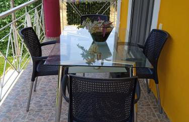 The Sunny House - Photo 22