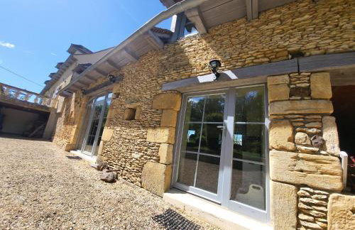 Villa de charme avec piscine entre Lot et Dordogne, au cœur de la nature - Photo 7