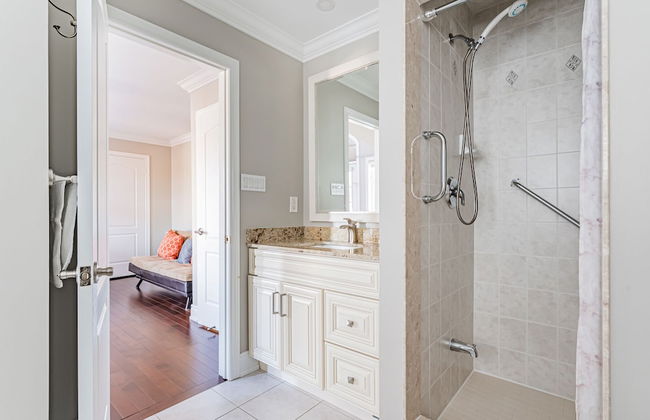 Luxury Villa - Mississauga Square One - Photo 29