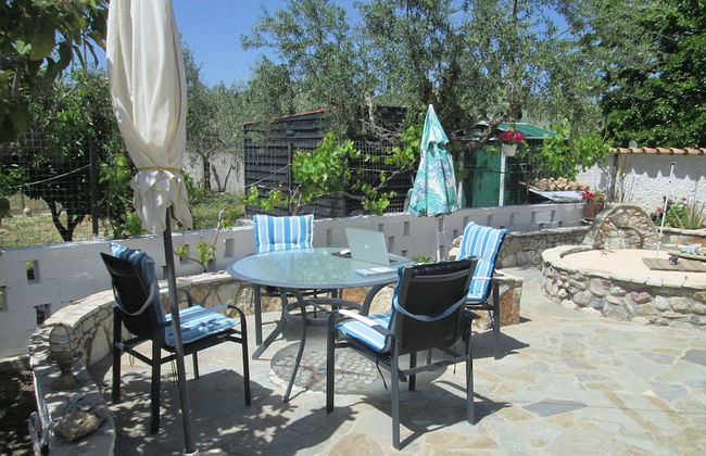 Spacious Chalet with Fruit Trees near Beach in Messinia - Foto 6