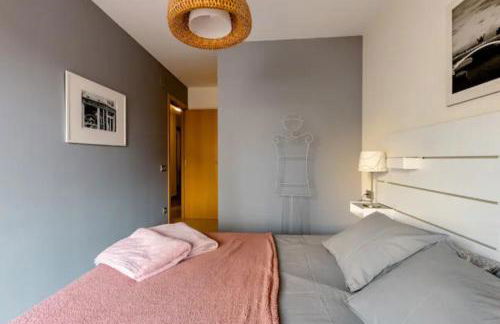 Apt.p/5 15min from Barcelona and Beaches W/Terrace - Photo 15