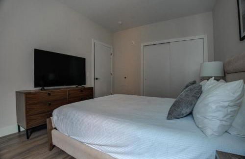 Landing at Hagert and York 1 Bedroom in East Kensington - Foto 9