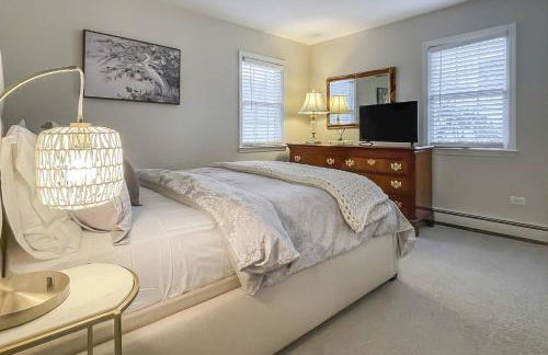 Candlewood Lake House - Foto 24