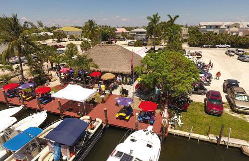 Waterfront Fishermans Retreat - Quick Harbor Access - Heated Pool - Foto 25