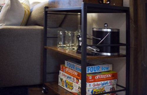 HostWise Stays - The Larryville - Amazing Bathroom, Perfect Location, Custom Build - Foto 44