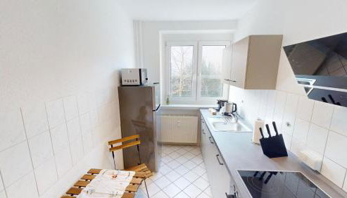 Moderner Plattenbaucharme mit WLAN - Foto 5, stove, dishwasher