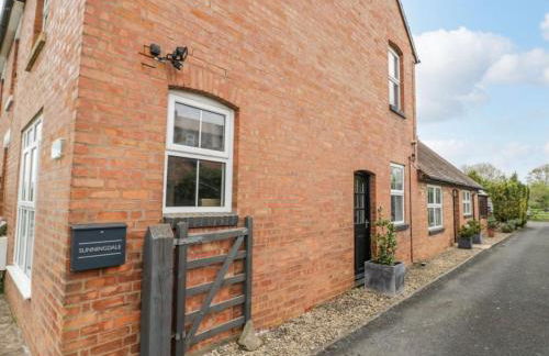 Lovely Comfortable 3 Bed Home, near Worcester - Photo 22