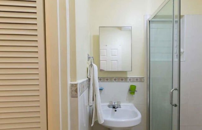 New Kingston Apartments at Kensington - Foto 14