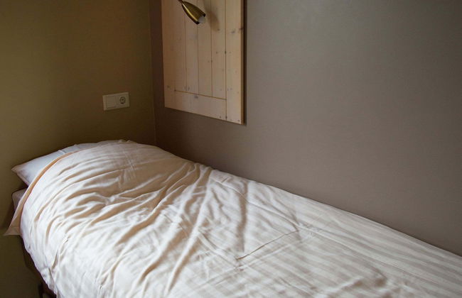 Bungalow in Netherlands With Ship-like Design - Photo 4