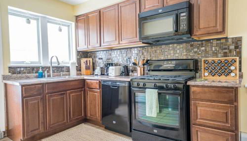 2Units 4BR 3BA Cape Cod Designer House - Foto 2