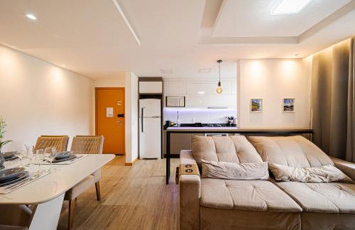 Aconchego e privacidade para sua família com 2 quartos, sala e cozinha integrados e sacada com churrasqueira - Foto 31