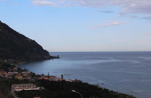 Casa Spisidda Appartamento bilocale "Salina" con vista sulle Eolie - Foto 3