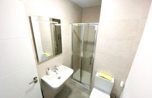 Casa moderna, piscina, playa, TV75, Netflix, PS4 - Foto 19