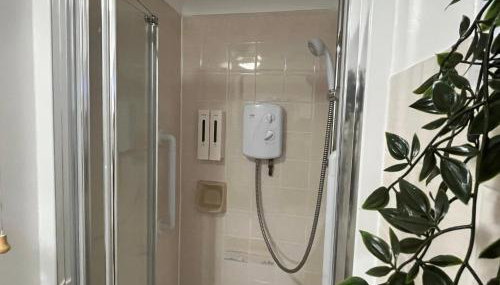 Secluded cosy extension with free parking, sleeps 4 - Foto 2, Shower