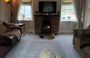 West Cottage, Free Breakfast supplied with free range eggs With log burner - Foto 5