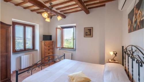 Lovely Home In Tolentino With Kitchen - Foto 5