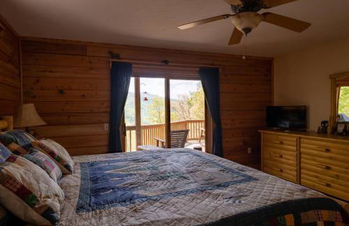 Quiet Haven Mountain Top Cabin - 3 Bedroom Cabin with Breathtaking Views - Foto 5