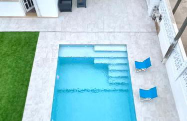 Villa acogedora con piscina privada ideal para familias - Foto 2