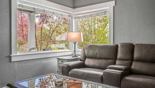 Perfect for Work & Play, 3BR 2BA with Office & WiFi - Foto 4