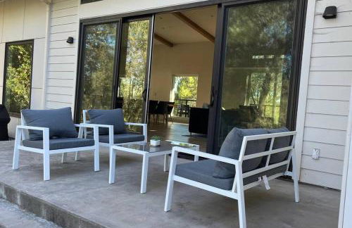 Modern Wine Country Home on 10 acres with vineyard - Foto 28