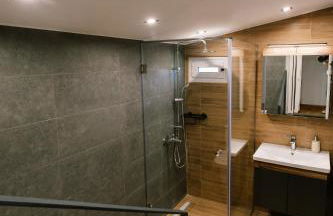 Ste's house at Macedonia Airport - Photo 25