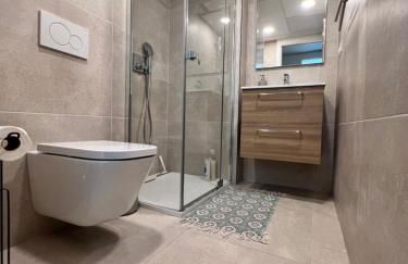 Modern 2 Bedroom Apartment with sea views - Foto 19