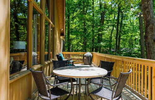 Dog-Friendly A-Frame with Hot Tub and Firepit - Foto 23