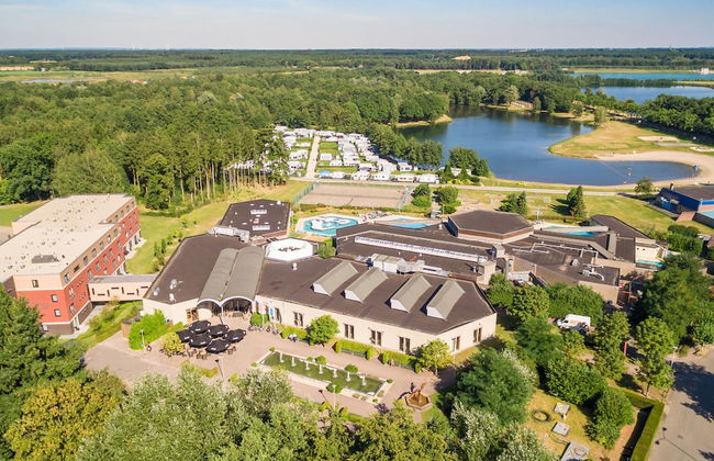 Luxurious Detached Villa With Washer, in De Maasduinen Area - Photo 10