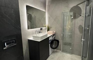 Business and Pleasure Malta Posnania self check in 24h - Photo 5