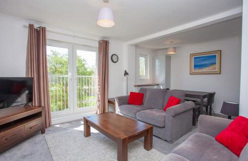 3 Bedroom Duplex with Free Parking - Foto 1