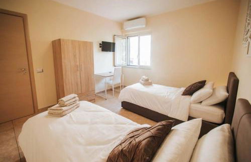 Artemide Apartment - Photo 27