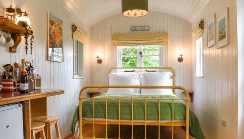The Shepherds Hut At Rosewood House - Foto 5