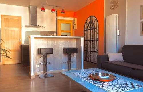 DUPLEX 52m2 hyper centre, petite TERRASSE exposée Sud - Foto 8