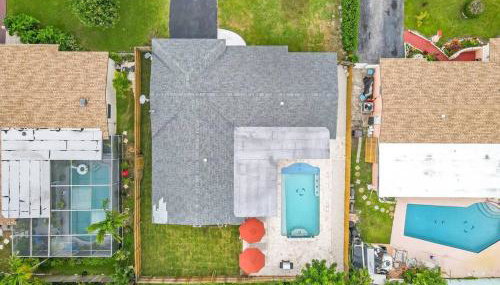 Hidden Gem 4 Bedroom Home with Private Pool & Game Room - Foto 2