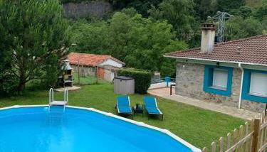 LA CASA AZUL, un oasis de calma, vistas impresionantes con PISCINA, SALTADOR, BARBACOA y acceso al río Asón - Foto 1
