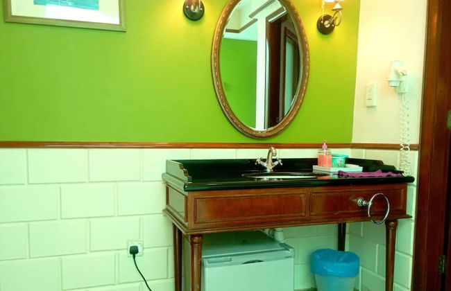 Alpine LXPD Water Chalet - Photo 68